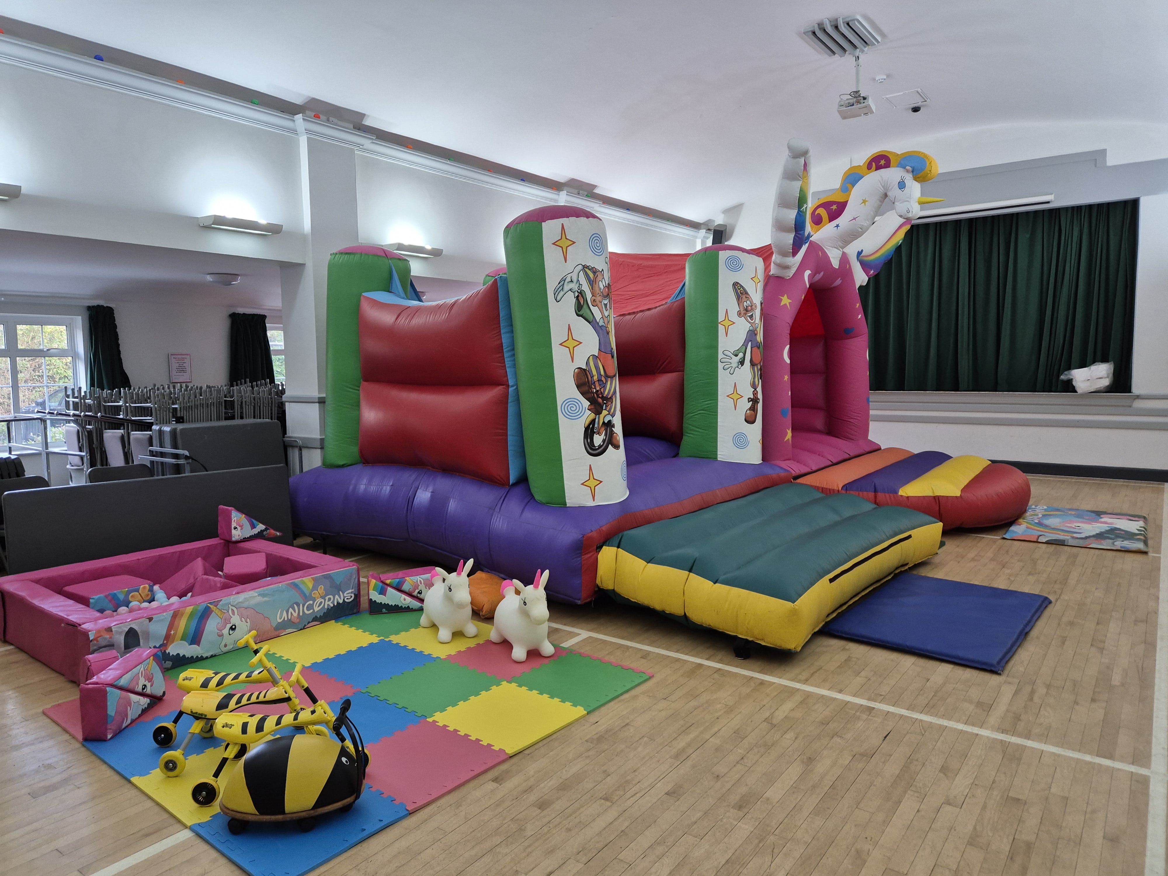 GabSav's Party Hire Bouncy Castle Hire Sudbury
